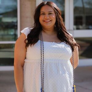Meet your Posher, Aracely